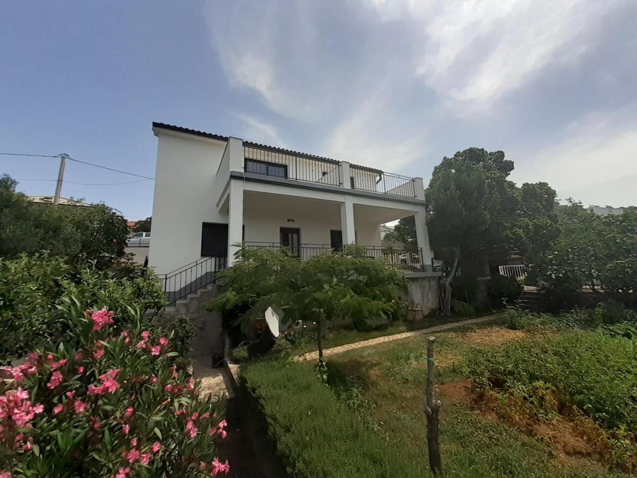 Apartmani "Mnm", Senj Сень Экстерьер фото